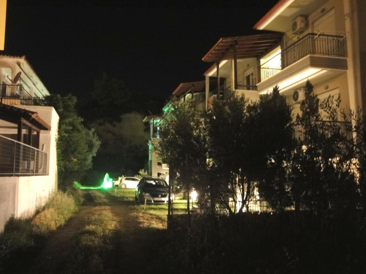 Polychrono Nikos Apartment Exterior photo